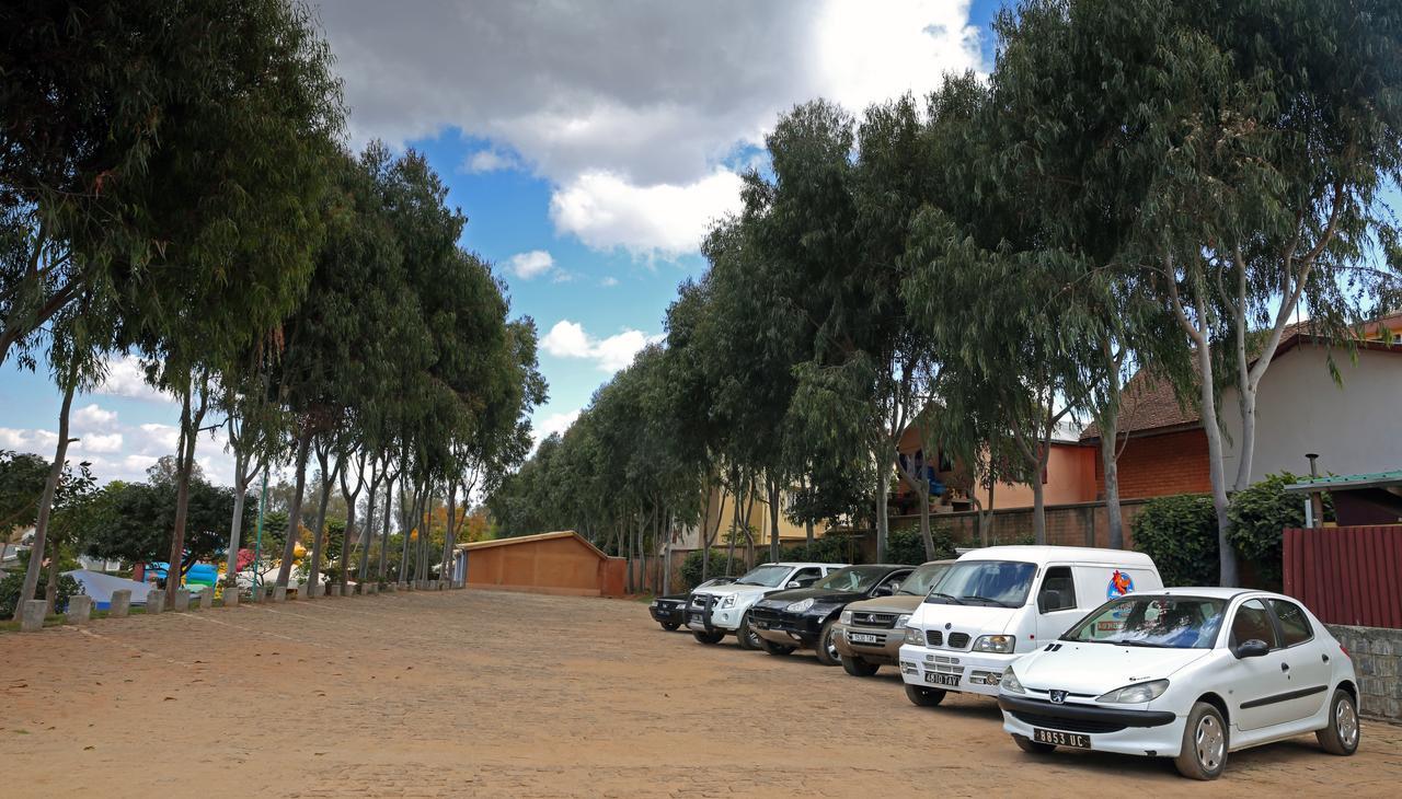 Le Chat'O Park Hotel Ivato Airport Navette Gratuite H24 Antananarivo Exterior foto